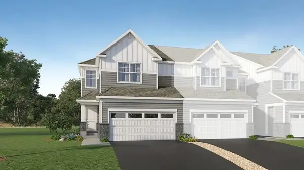 4230 Hayward Avenue N, Oakdale, MN 55128