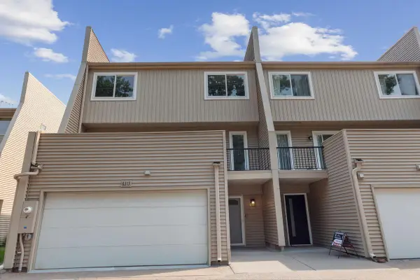 6313 Saint Croix Trail N, Stillwater, MN 55082