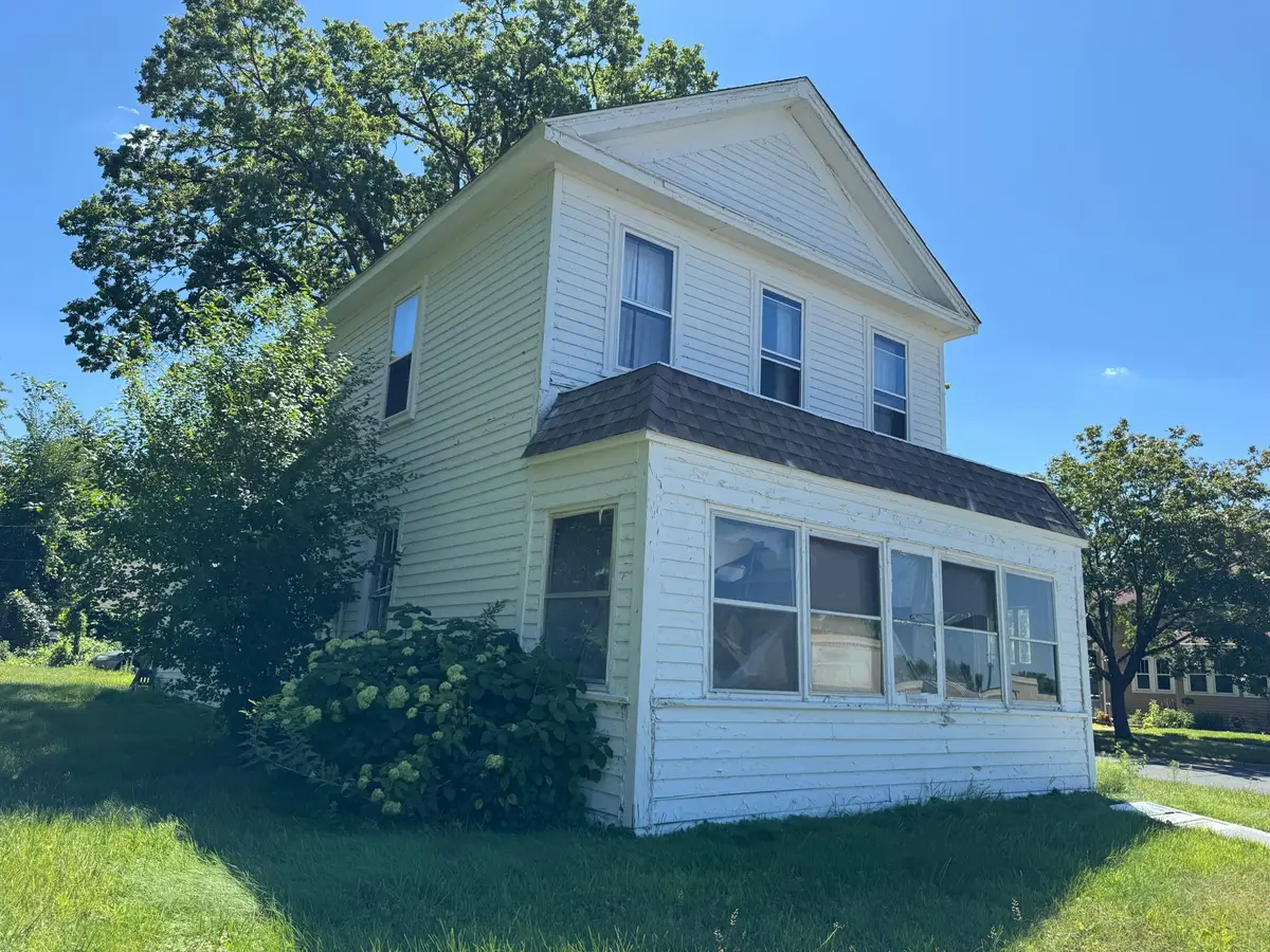 602 2nd Avenue E, Shakopee, MN 55379 - #1