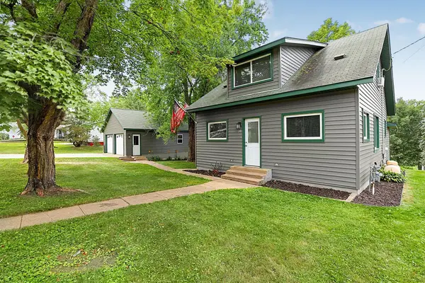 241 3rd Street, Holdingford, MN 56340