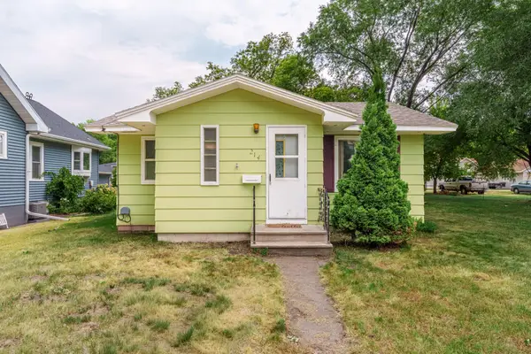 214 4th Street Ne, Barnesville, MN 56514