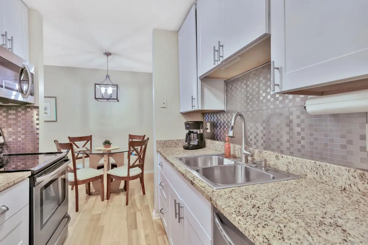 2800 Hamline Avenue N #241, Roseville, MN 55113 - #1
