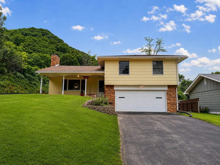 817 Clarks Lane, Winona, MN 55987 - #2