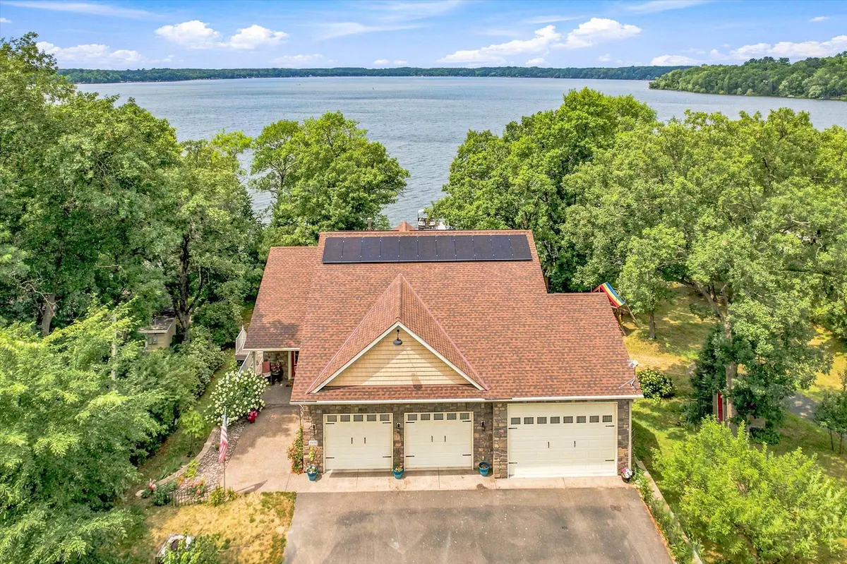 33276 Xenon Drive Nw, Princeton, MN 55371 - #1