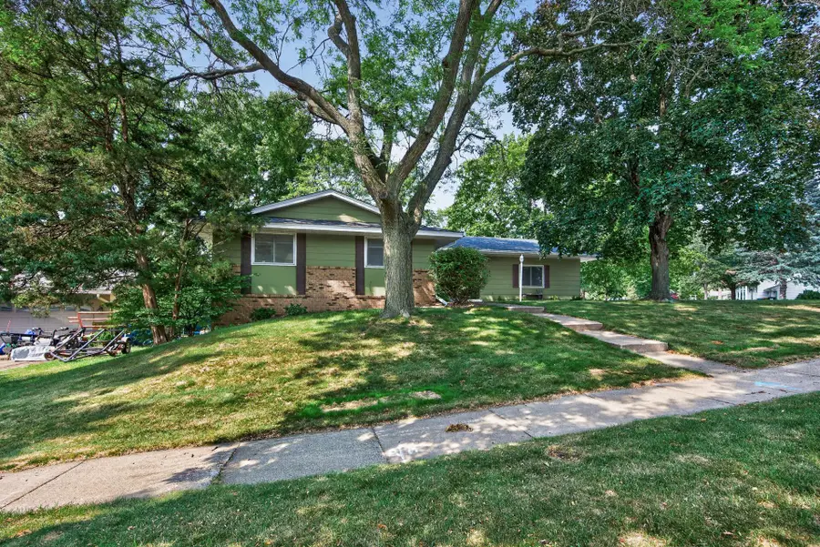 2493 Orchard Lane, White Bear Lake, MN 55110 - #2