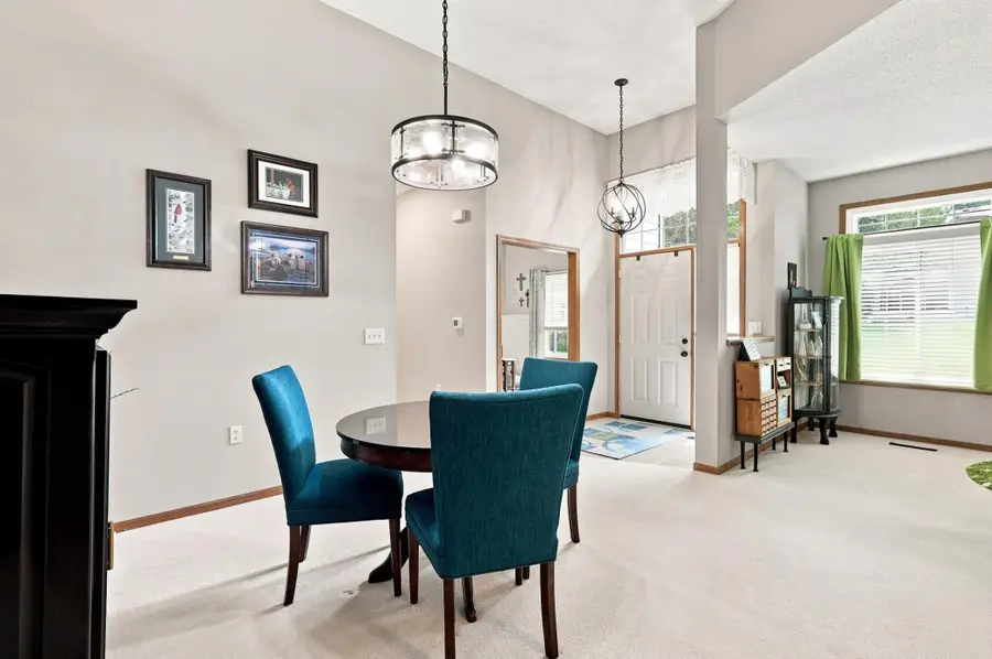 2501 Lockwood Drive #60, Mendota Heights, MN 55120 - #3