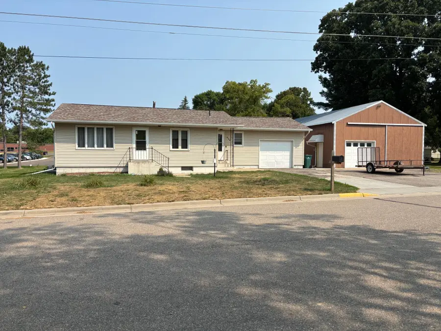430 5th Street W, Browerville, MN 56438 - #2