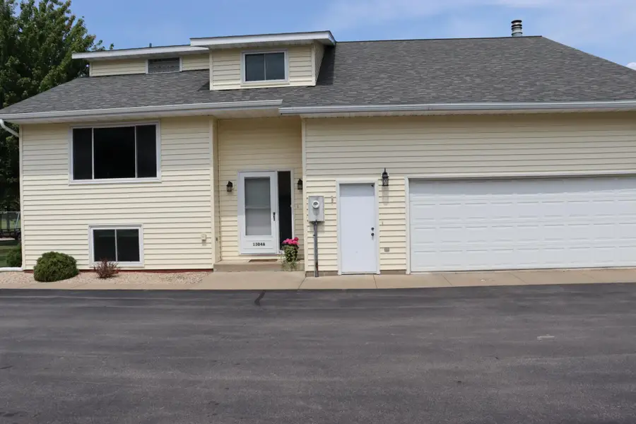1304 Mcnally Drive #A, Winona, MN 55987 - #2