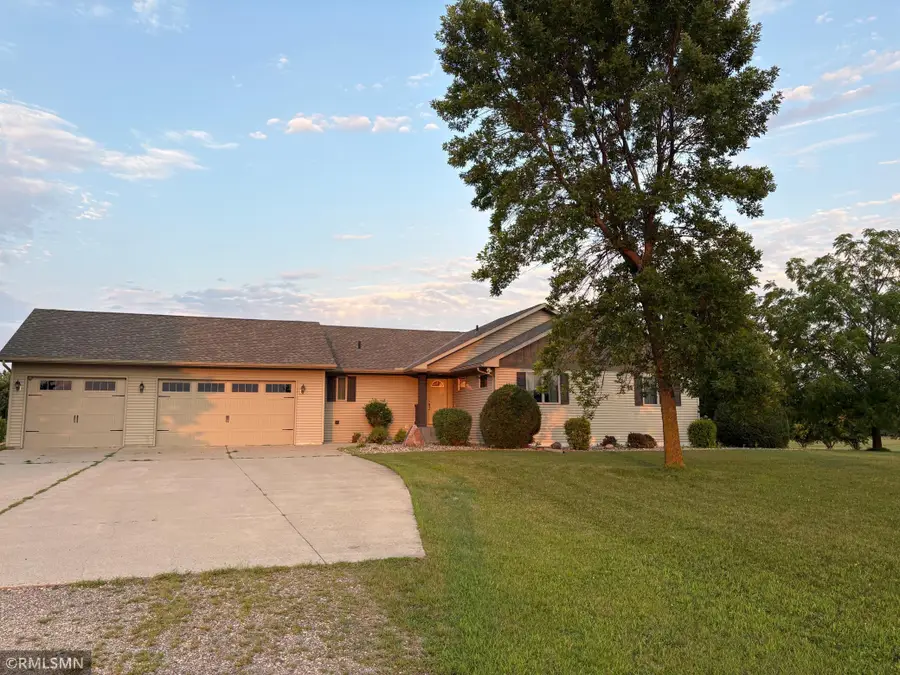 17135 705th Avenue, Dassel, MN 55325 - #2