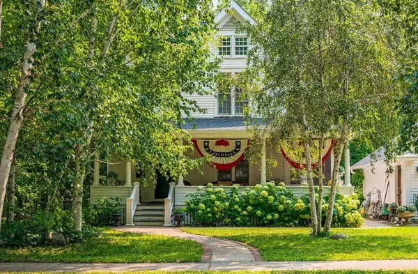 215 Elm Street, Northfield, MN 55057