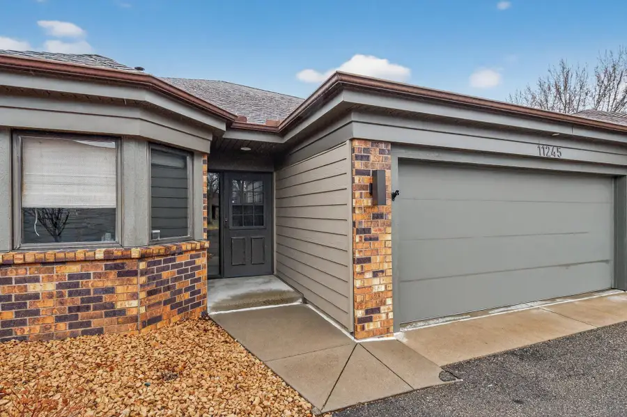 11245 57th Avenue N, Plymouth, MN 55442 - #3