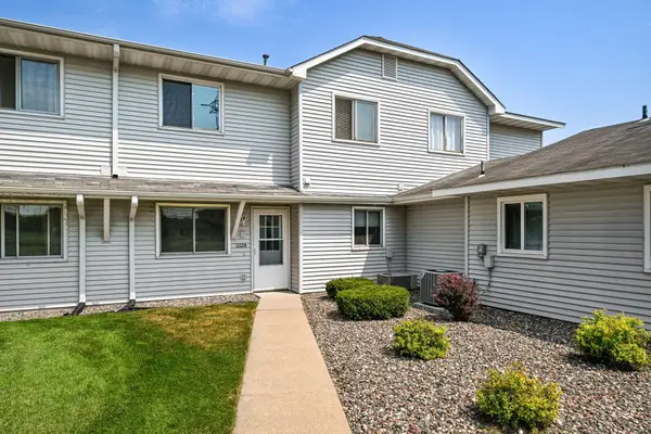 11124 Drake Street Nw, Coon Rapids, MN 55433
