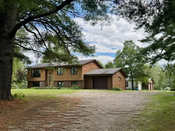 9774 Wien Road, Cook, MN 55723