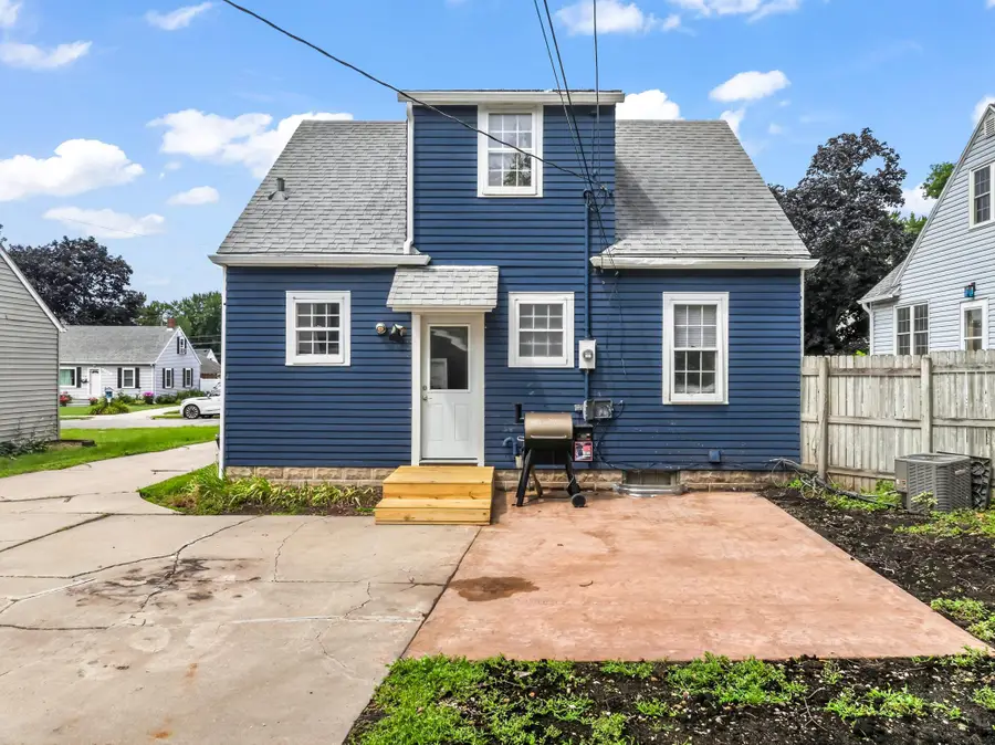1202 12th Avenue Ne, Rochester, MN 55906 - #3