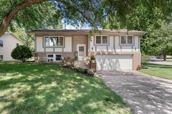 50 18th Place Ne, Owatonna, MN 55060