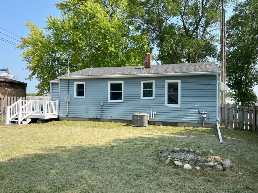 222 Center Avenue W, Clara City, MN 56222 - #2
