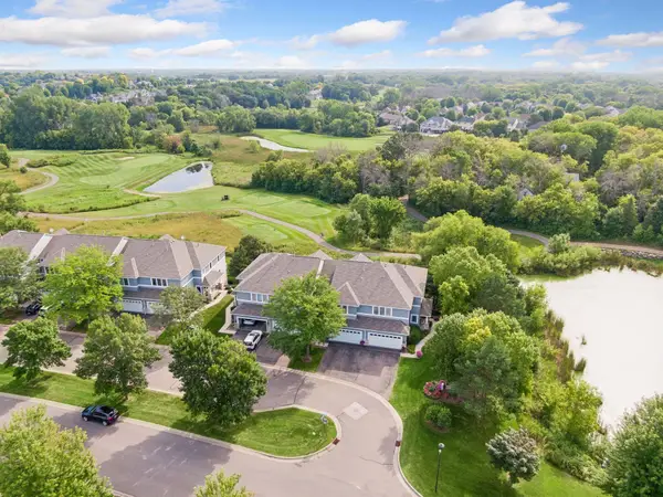2703 Spy Glass Drive, Chaska, MN 55318