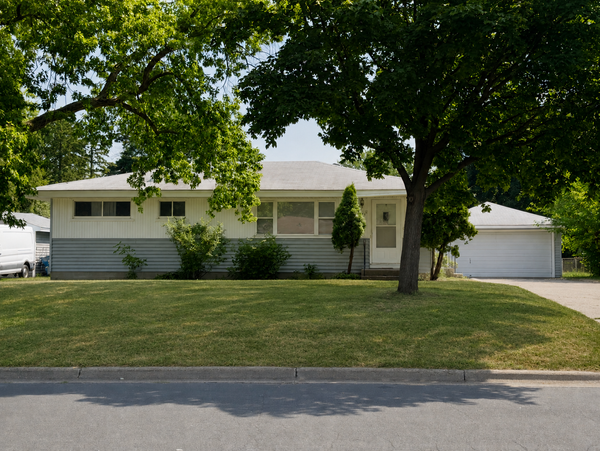 6371 Madison Street Ne, Fridley, MN 55432