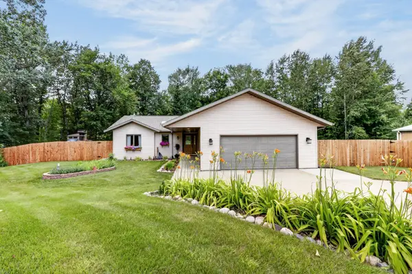 35695 Brookside Lane, Cohasset, MN 55721