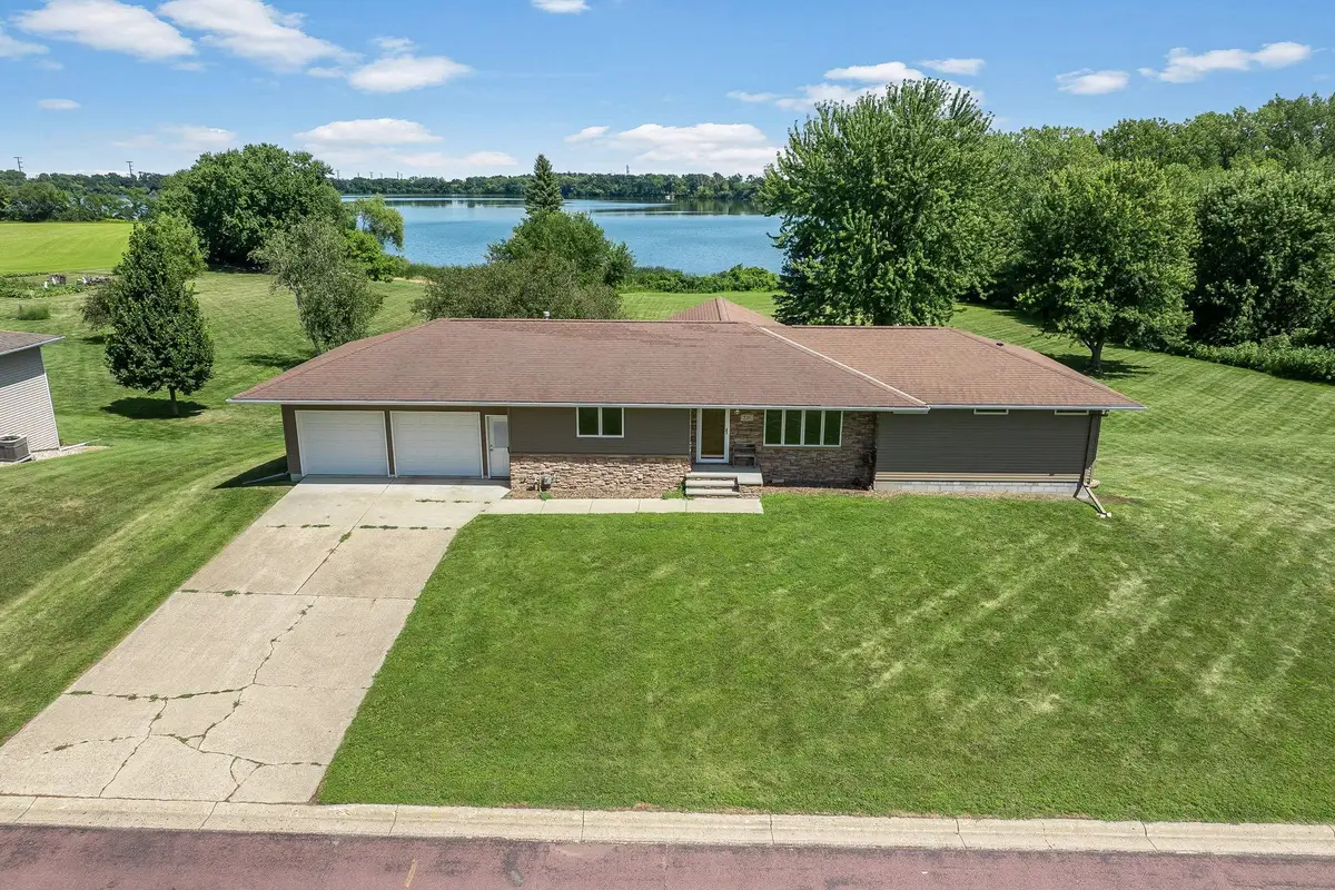 326 Fox Lake Avenue, Sherburn, MN 56171 - #1