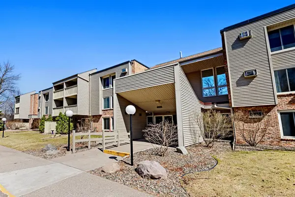 4045 Hodgson Road #309, Shoreview, MN 55126