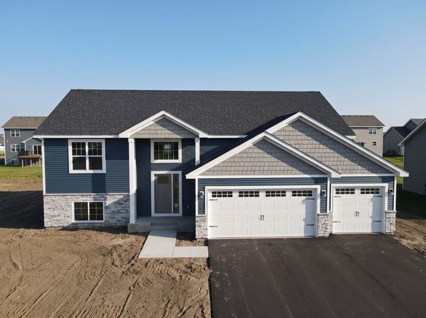1001 Misty Meadow Boulevard, Buffalo, MN 55313