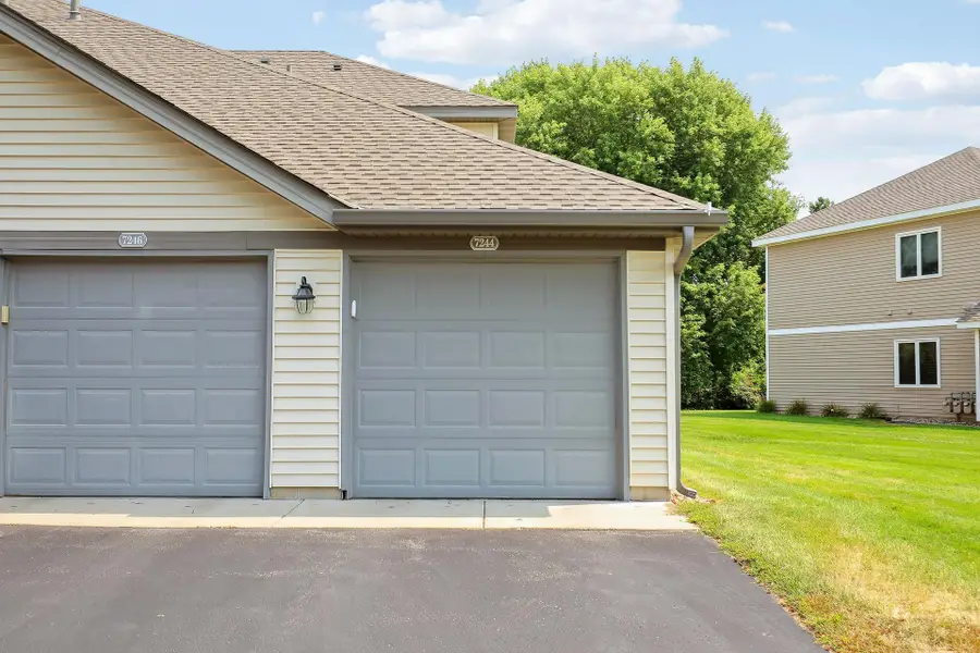 7244 Hunters Run #21D, Eden Prairie, MN 55346 - #2