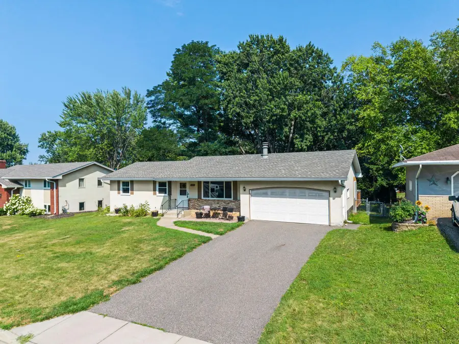 4832 Flag Avenue N, New Hope, MN 55428 - #2