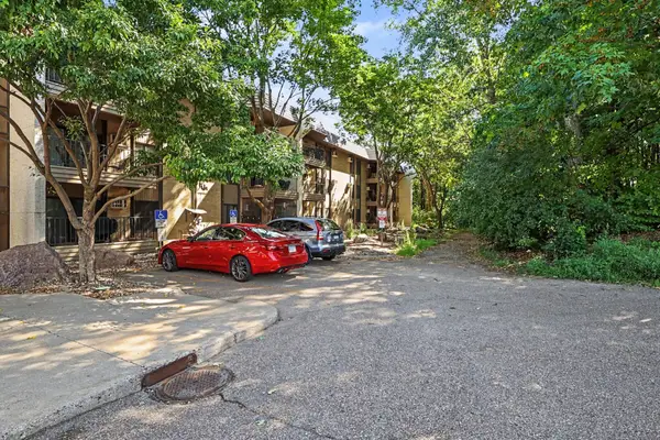 4680 Tower Street Se #322, Prior Lake, MN 55372