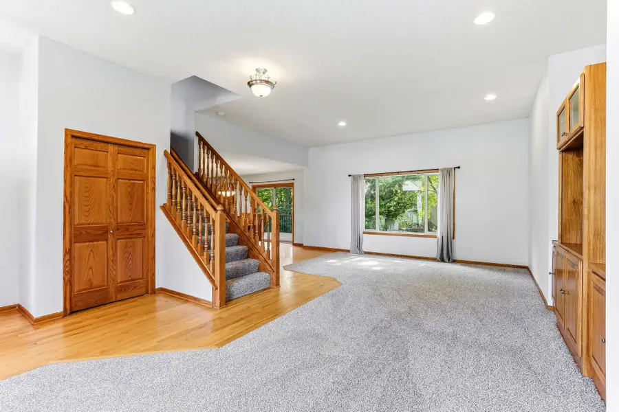 9918 Kiwi Avenue N, Brooklyn Park, MN 55443 - #3