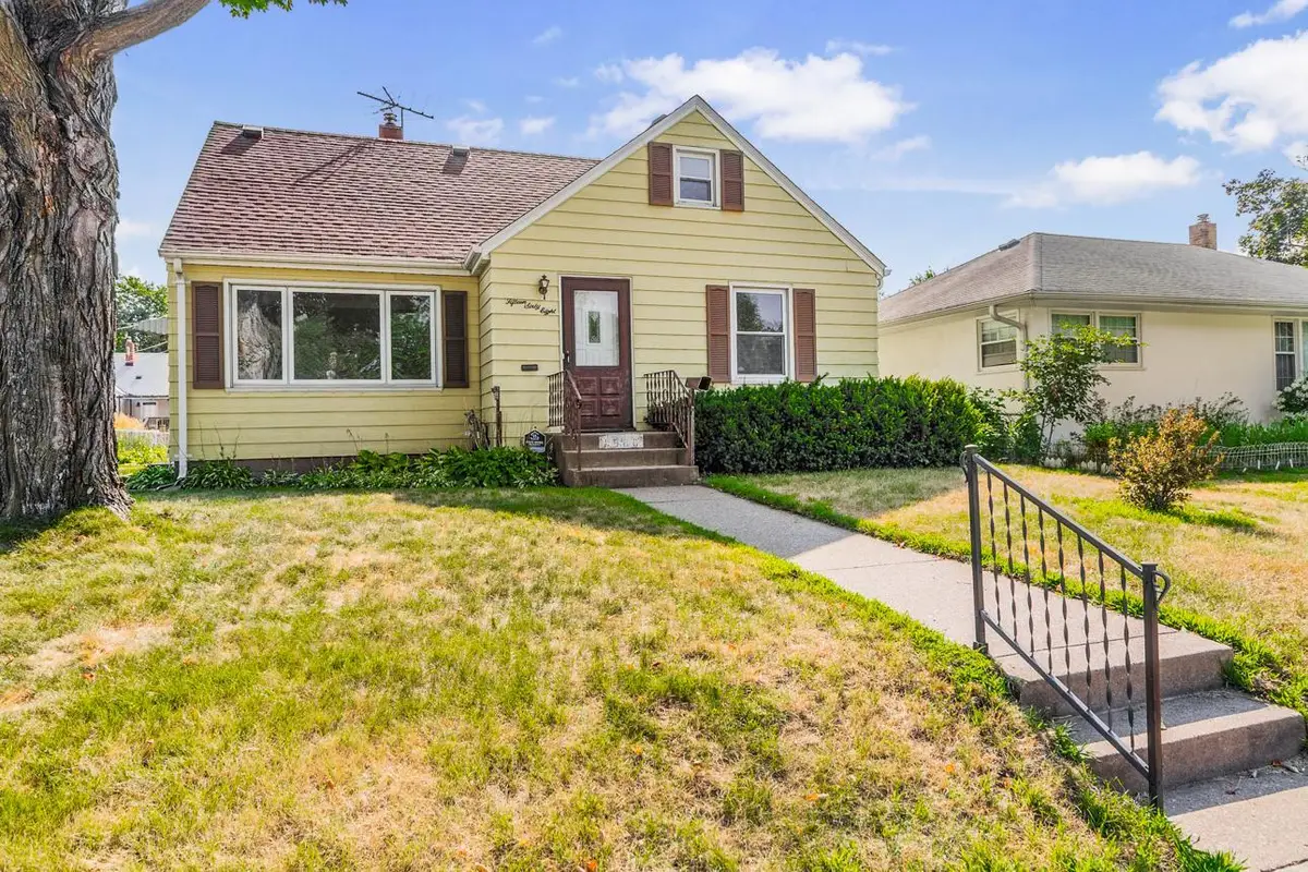1568 Atlantic Street, Saint Paul, MN 55106 - #1