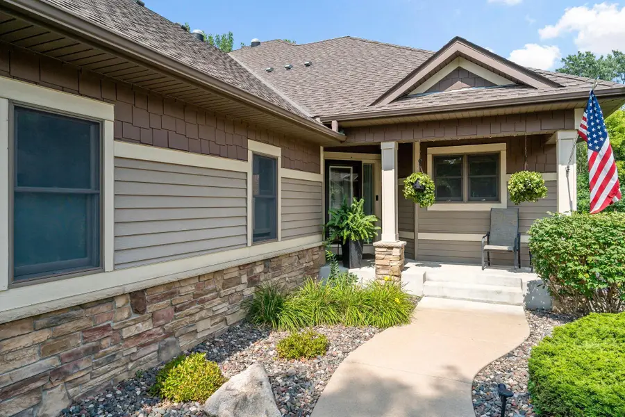 1371 Holly Avenue N, Oakdale, MN 55128 - #3