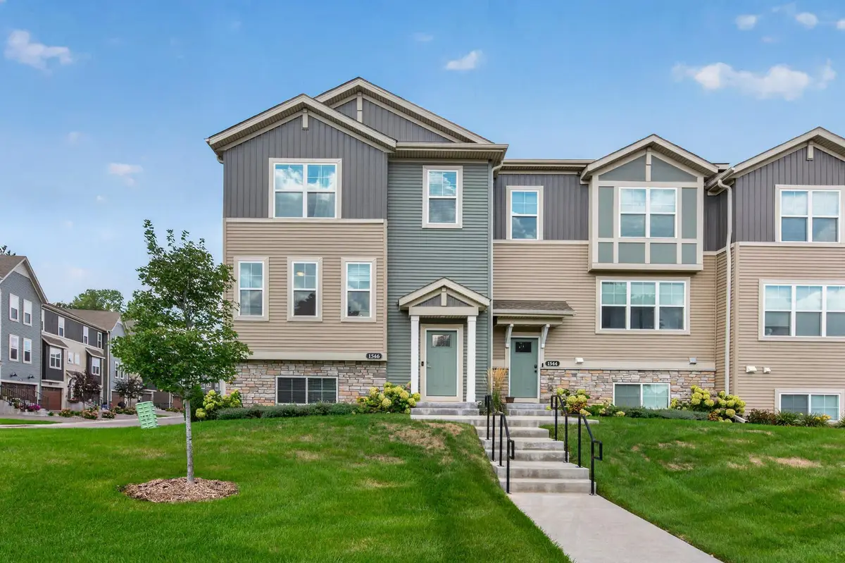 1546 Timberwood Lane, West Saint Paul, MN 55118 - #1