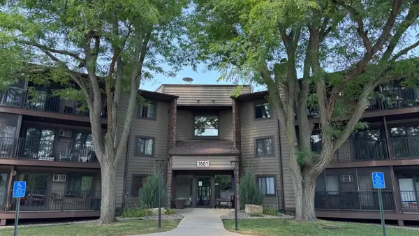 7601 W 101st Street #114, Bloomington, MN 55438