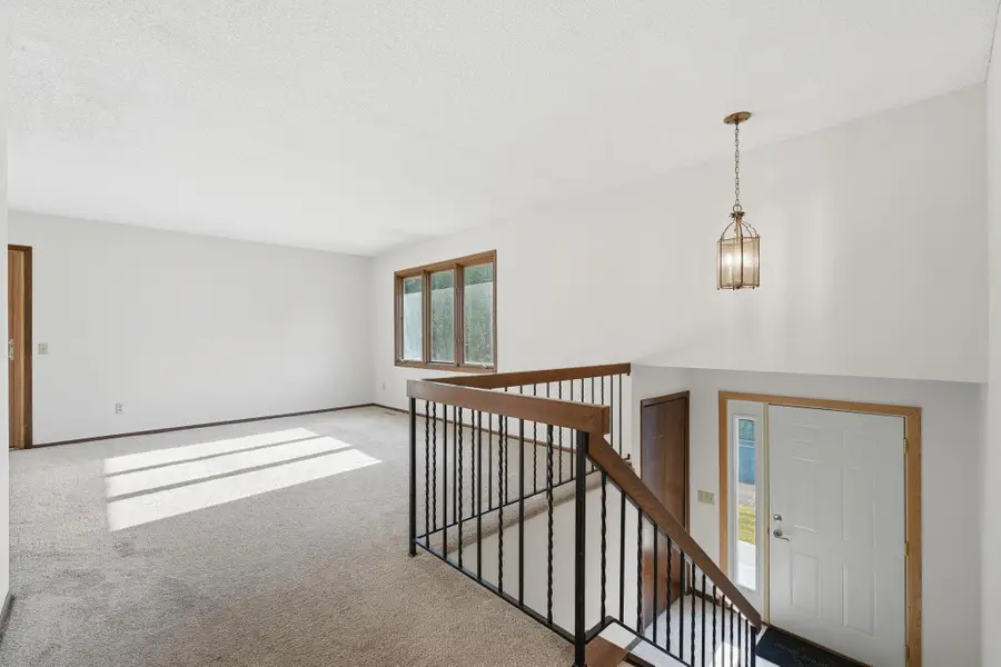 14708 Embry Path, Apple Valley, MN 55124 - #3