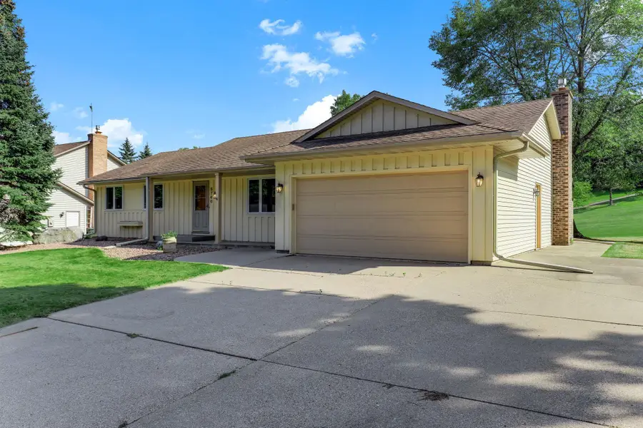 5760 131st Street W, Apple Valley, MN 55124 - #2