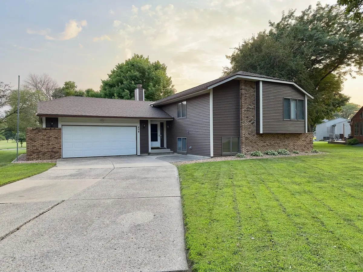 404 Crescent Drive, Albert Lea, MN 56007 - #1