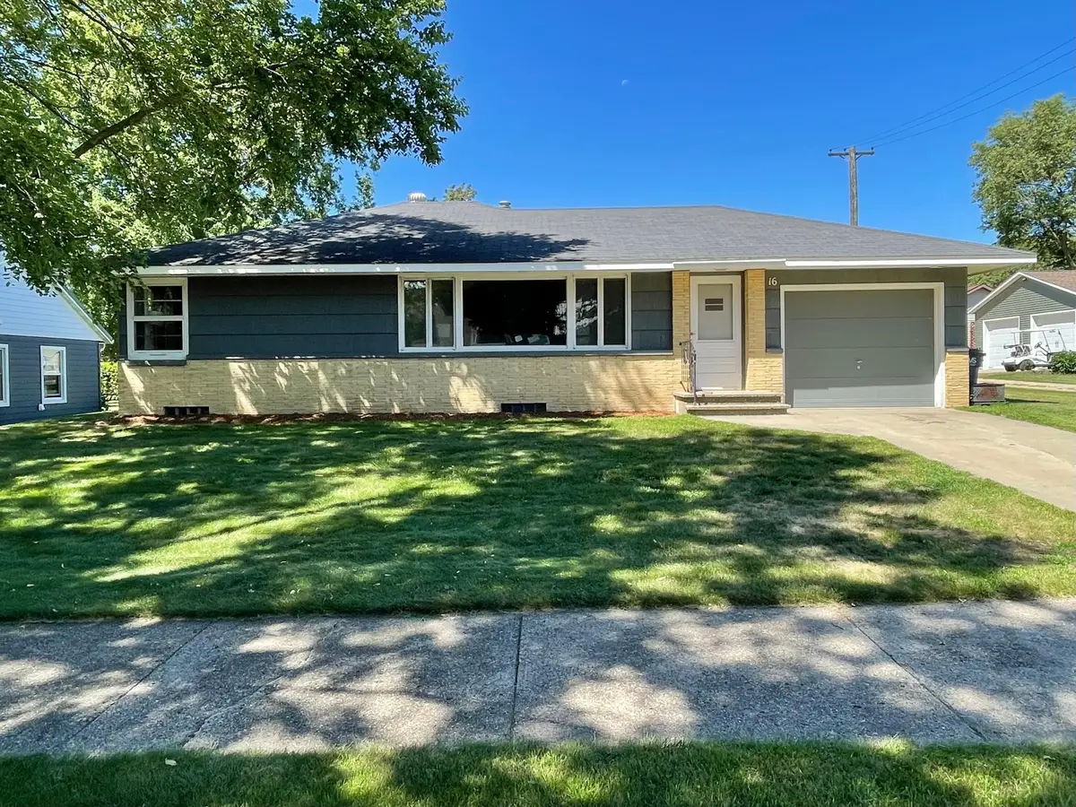 16 S Paffrath Avenue, Springfield, MN 56087 - #1