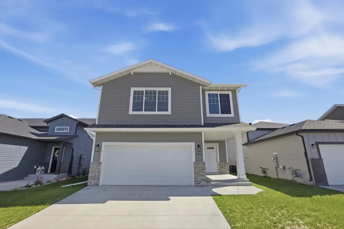1462 68th Avenue S, Fargo, ND 58104 - #1