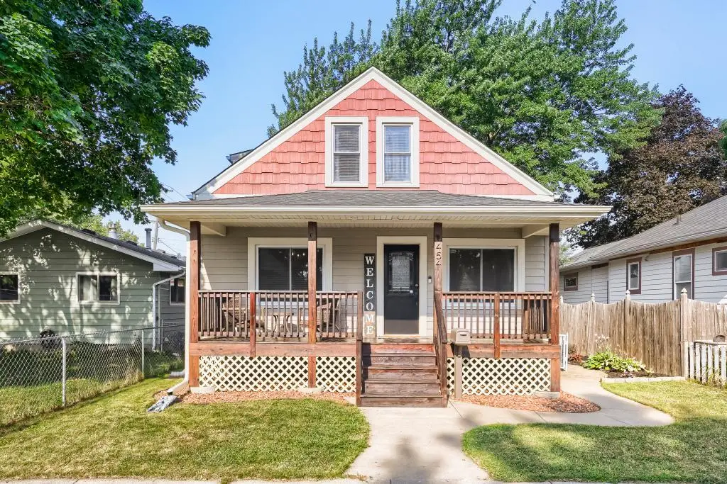 454 4th Avenue S, South Saint Paul, MN 55075 - #1