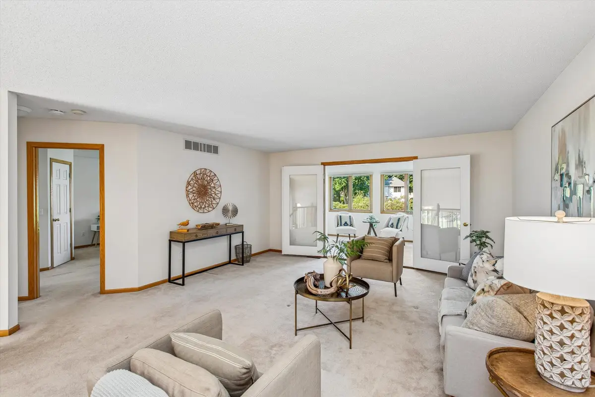 808 Winterberry Drive, Woodbury, MN 55125 - #1