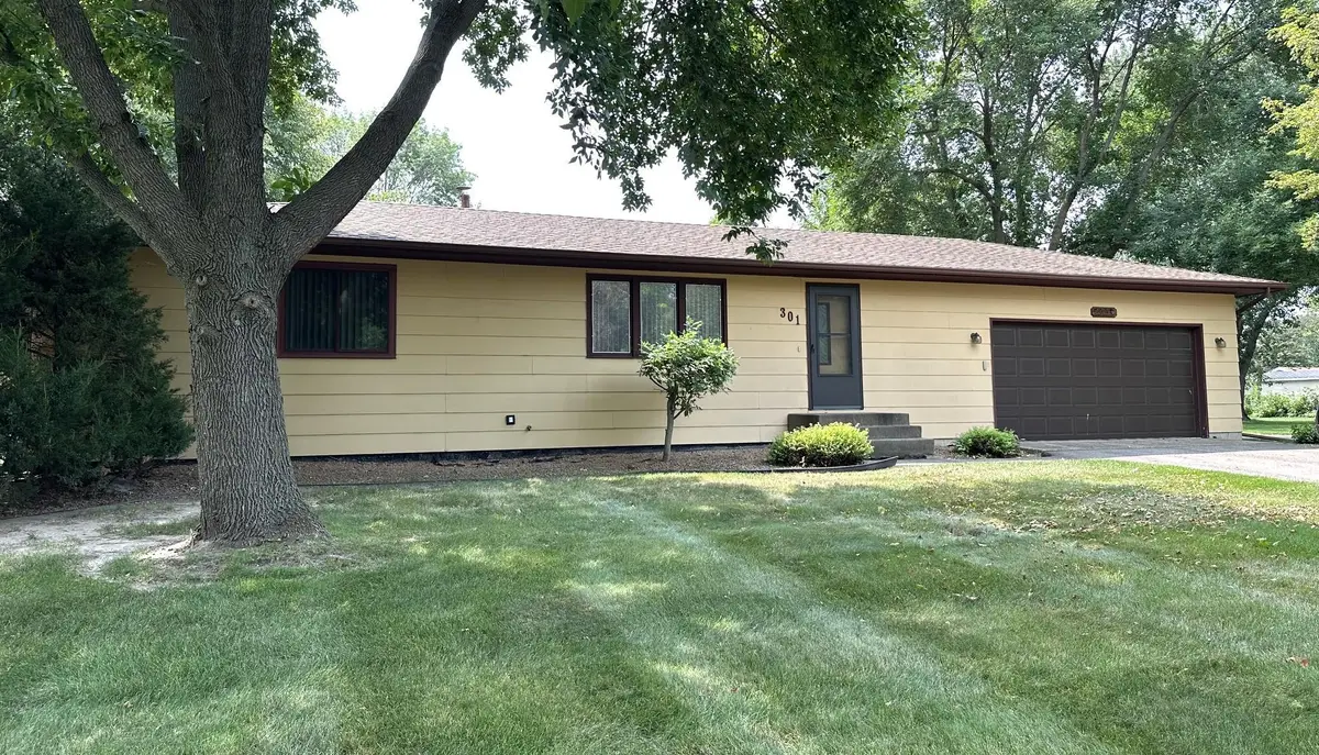 301 Cottonwood Avenue Ne, Saint Michael, MN 55376 - #1