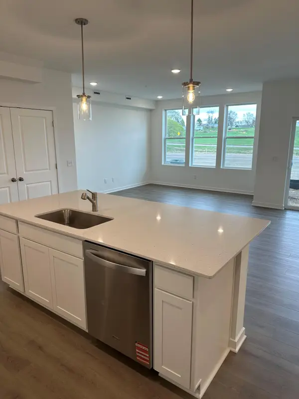 6287 Ivywood Avenue S, Cottage Grove, MN 55016