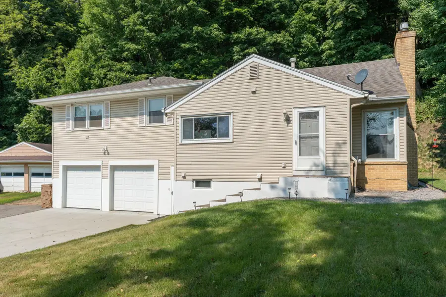 48186 Old River Bluff Road, Saint Peter, MN 56082 - #3