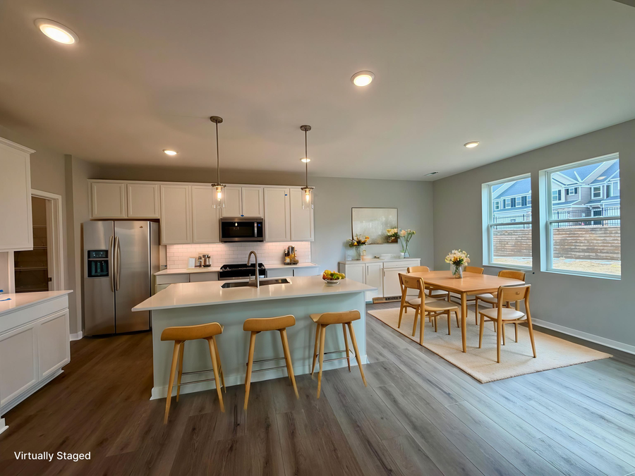 4979 Airlake Drive Drive, Woodbury, MN 55129 - #2