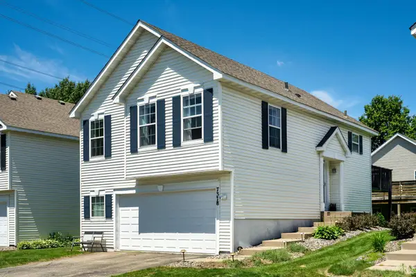 7378 Windsor Drive N, Shakopee, MN 55379