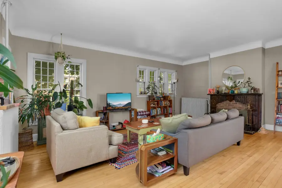 116 Lexington Parkway N, Saint Paul, MN 55104 - #2