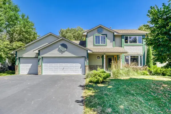 2477 Windsor Lane, Woodbury, MN 55125
