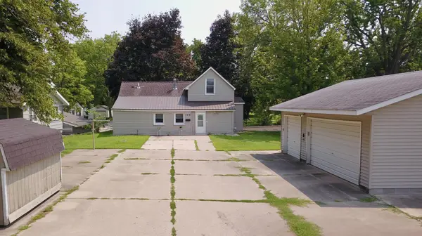 466 Bluff Street Ne, Hutchinson, MN 55350