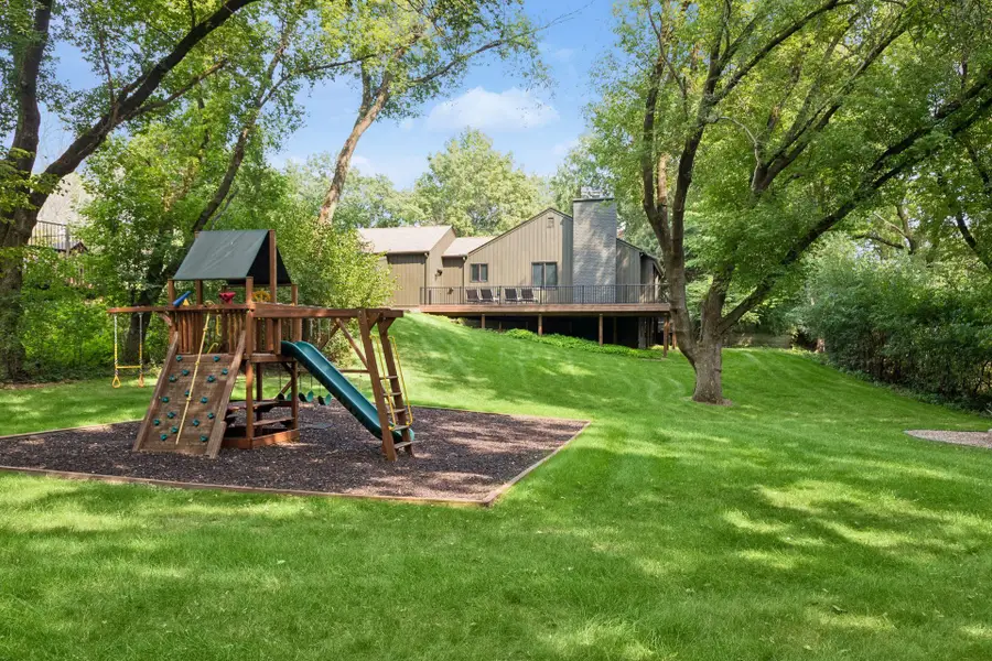 5080 Jamaca Avenue N, Lake Elmo, MN 55042 - #3